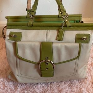 Vintage coach tote like new